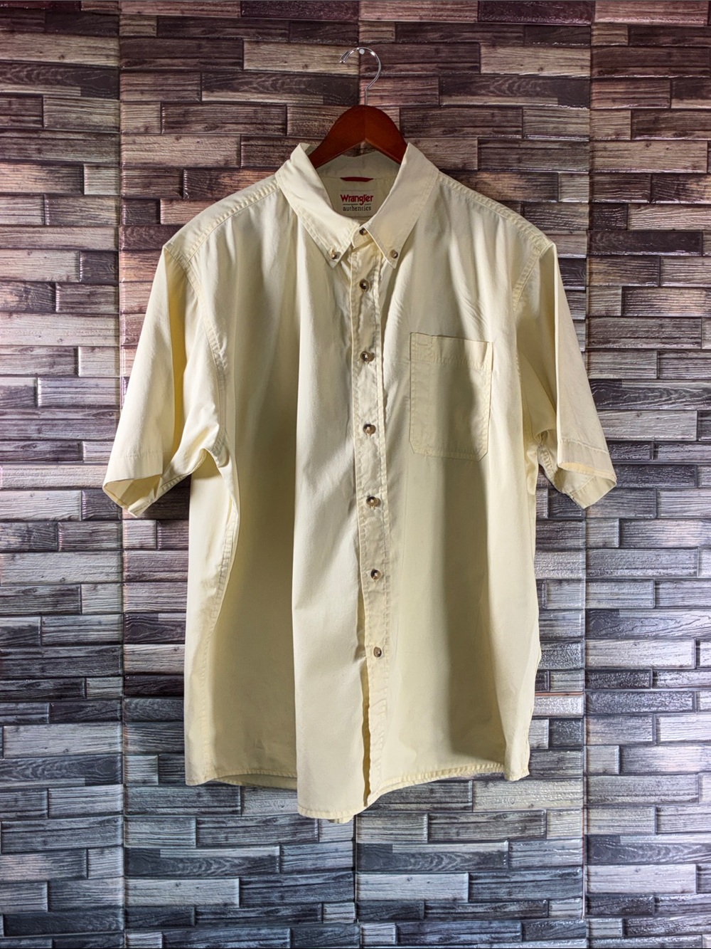 Pre Owned Wrangler Men’s Short Sleeve Button-Down Shirt - Pale Yellow XL